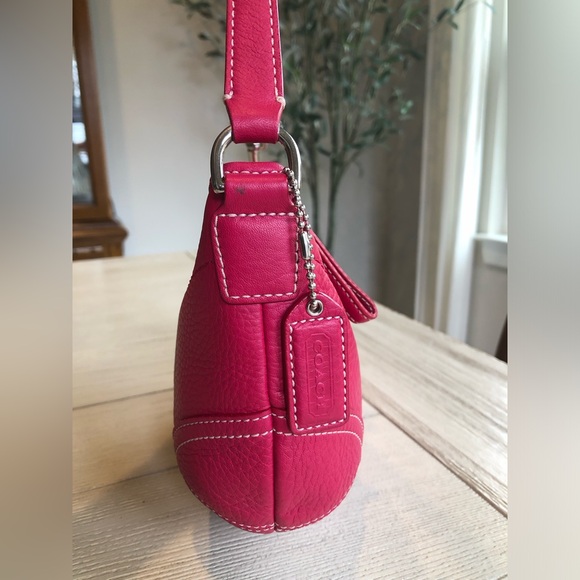 Vintage Coach Mini Hobo Bag Pink Pebble Leather Handbag #4293 with Hangtag - Picture 3 of 13